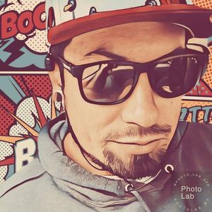 Meet your Posher, Cory